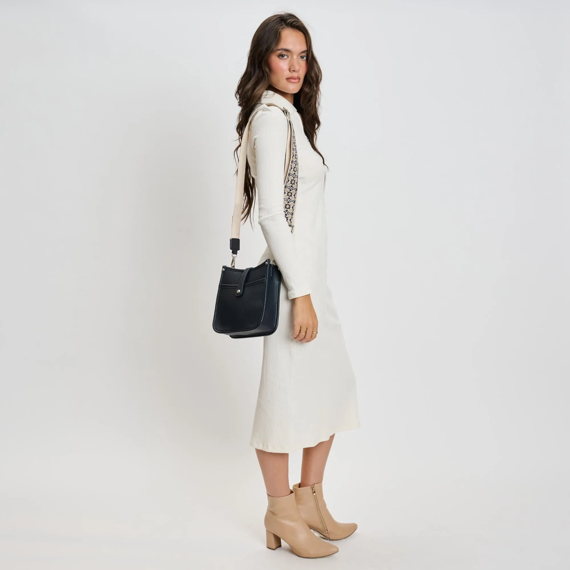 Ashley Crossbody