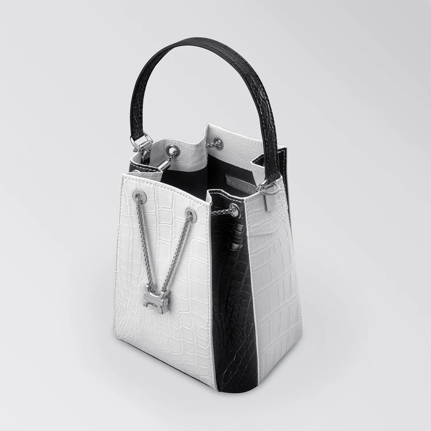 CREST LINK ORIGAMI BUCKET BAG (ARCTIC)