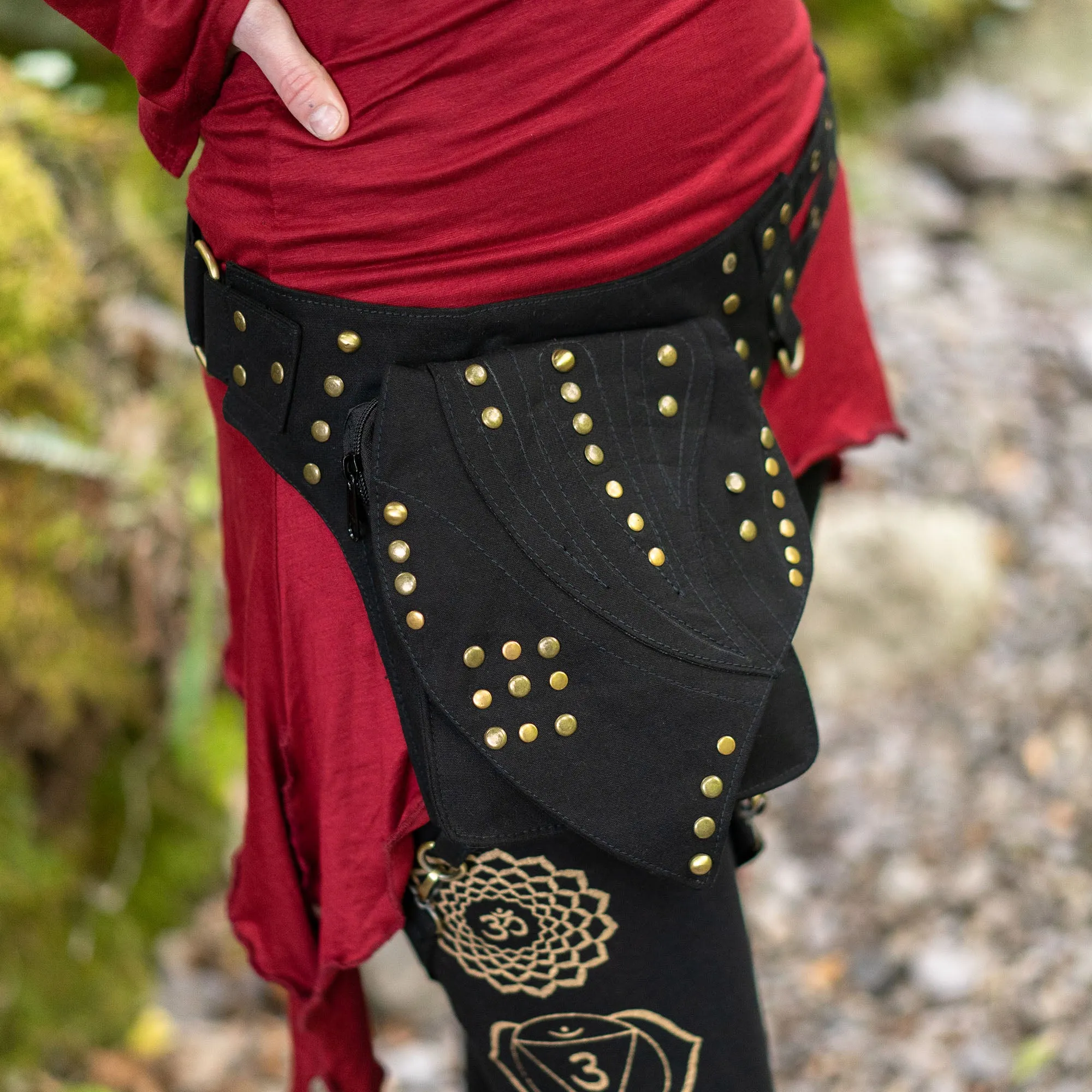 Hera Single Pocket Belt with Leg Strap