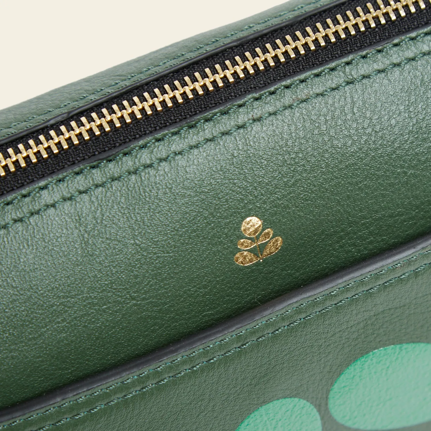 Minola Crossbody - Forest Sycamore