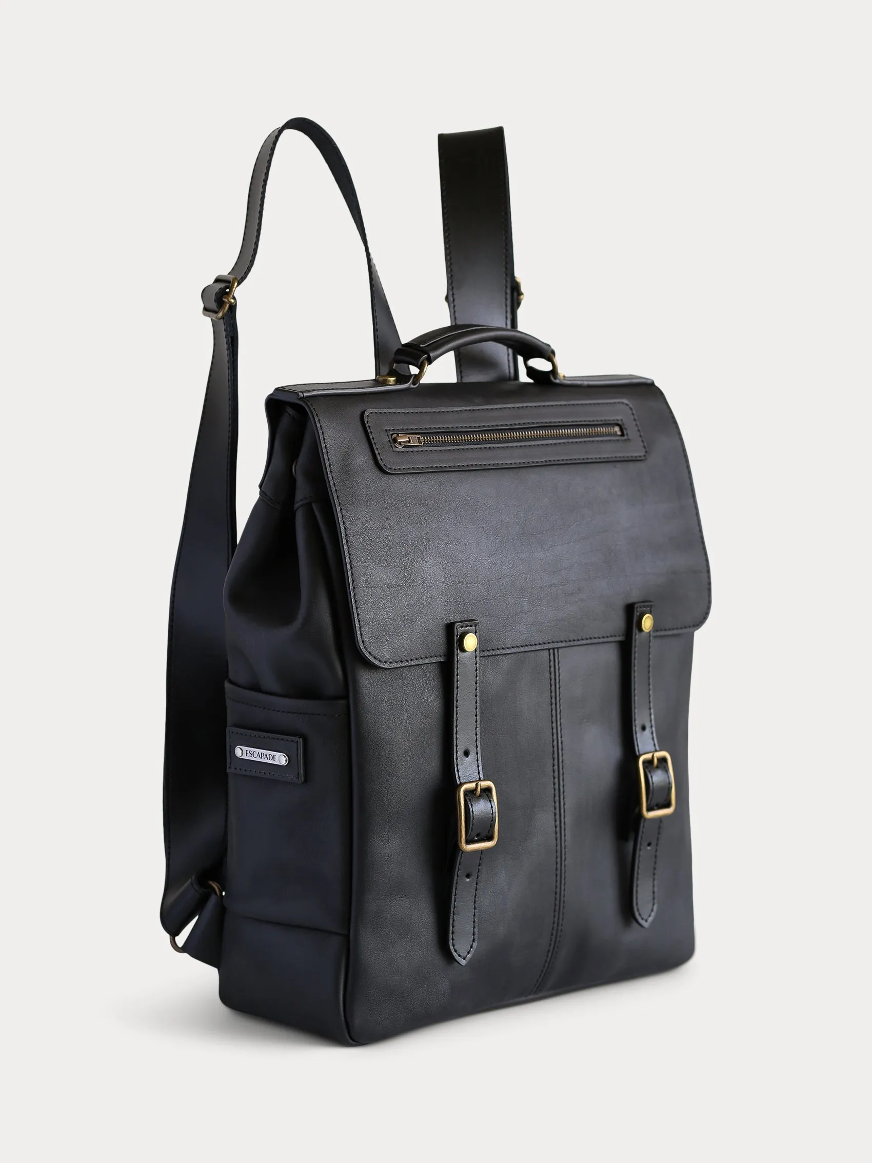 New York. Black Leather Backpack.