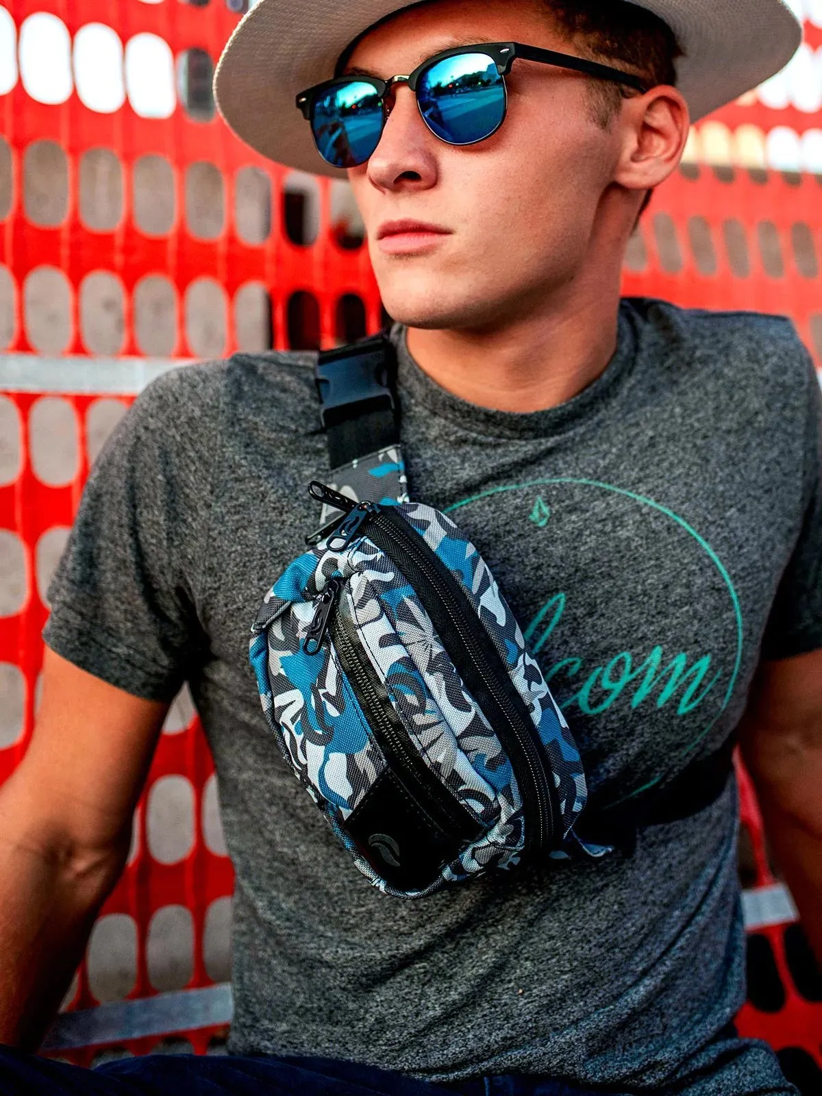Skunk Smell Proof Crossbody Belt Bag