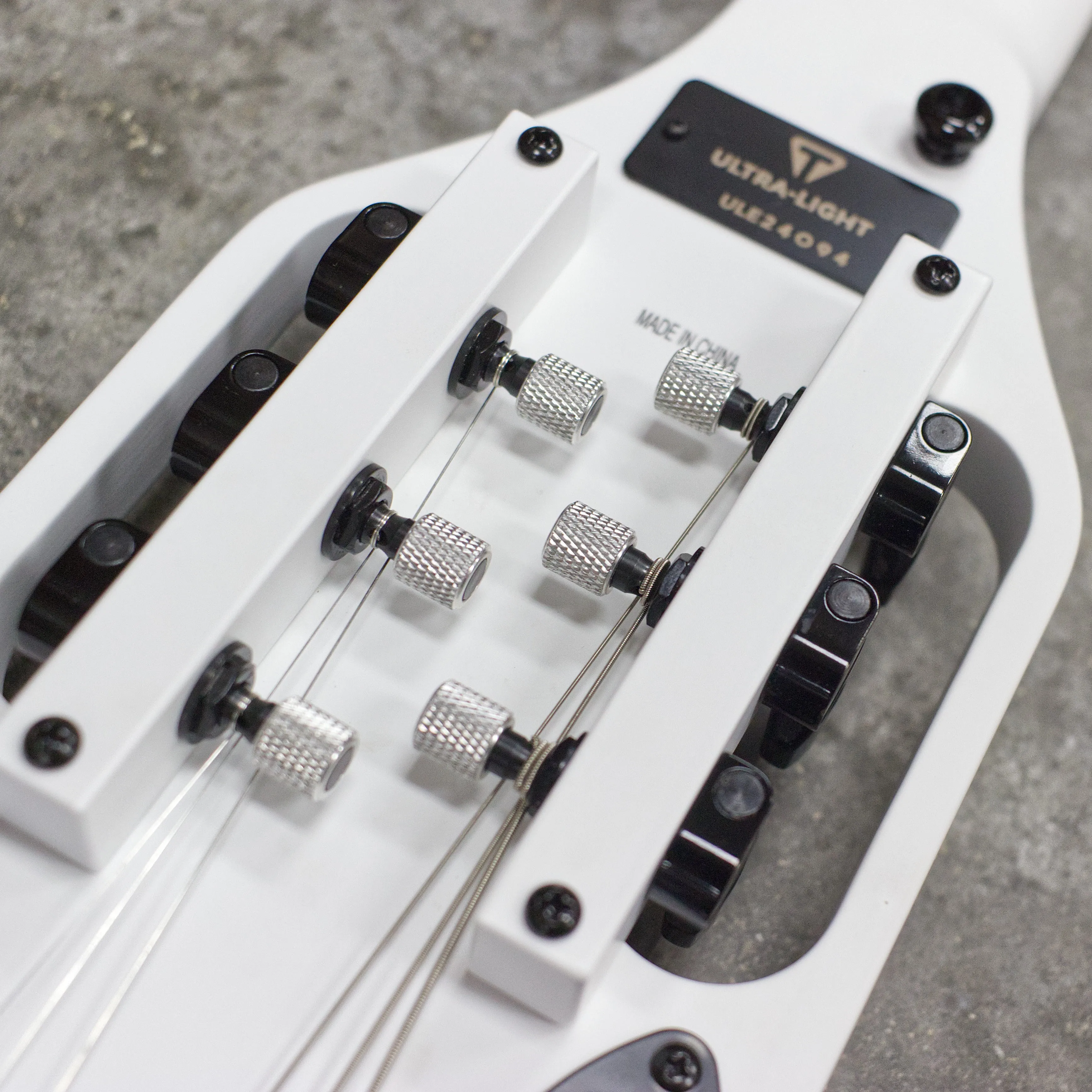 Ultra-Light Electric MOD SHOP (Satin White/ Black Hardware/ Locking Tuners)