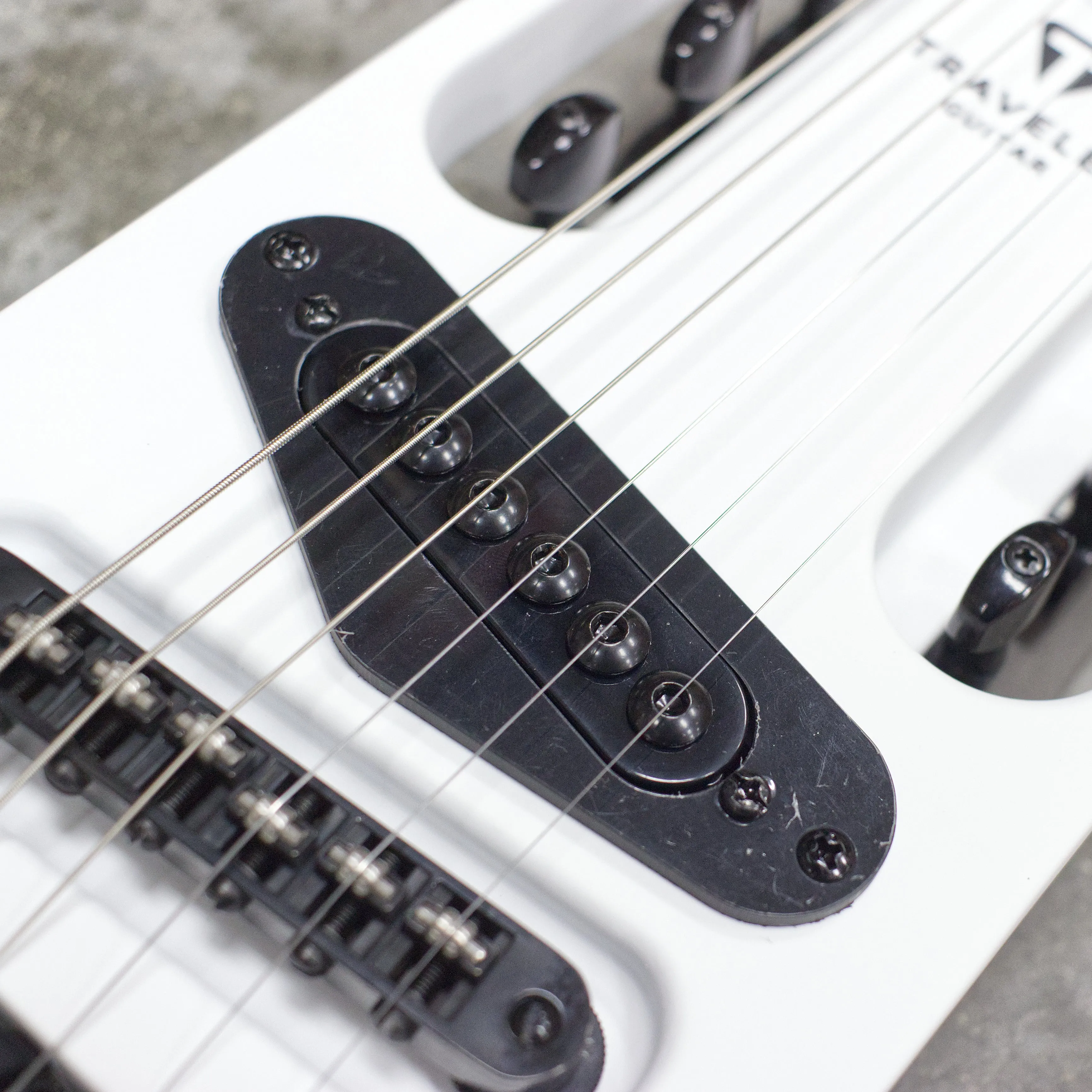 Ultra-Light Electric MOD SHOP (Satin White/ Black Hardware/ Locking Tuners)