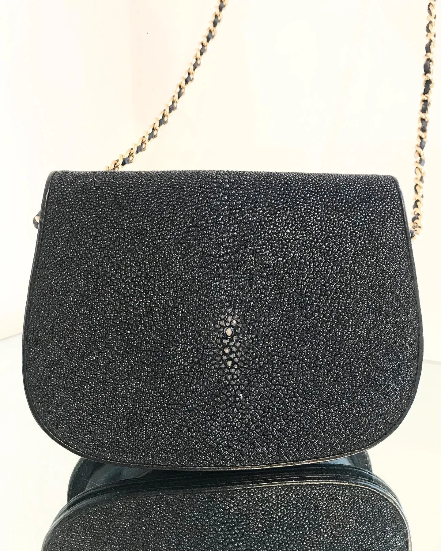 Vintage BEVERLY Italy Stingray Skin Leather Crossbody Bag
